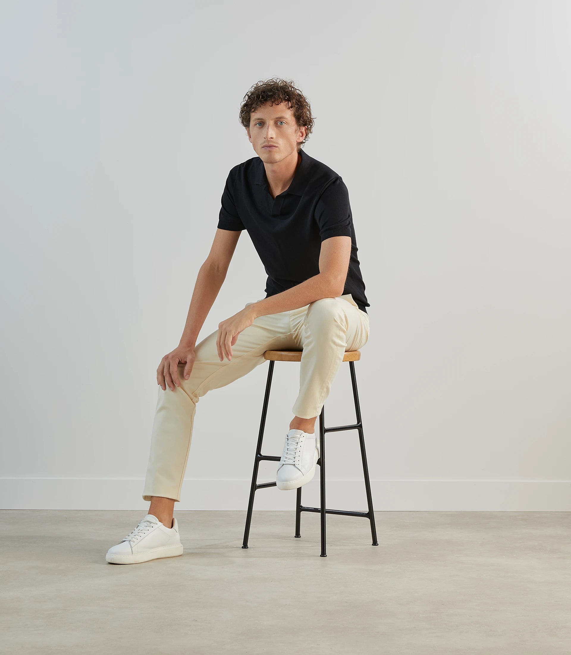 Polo col ouvert en maille noir - IZAC