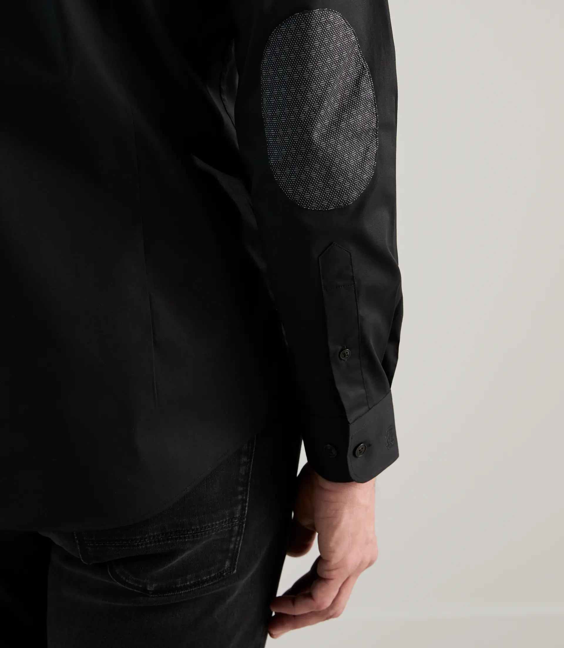 Chemise ville avec coudières noire - IZAC