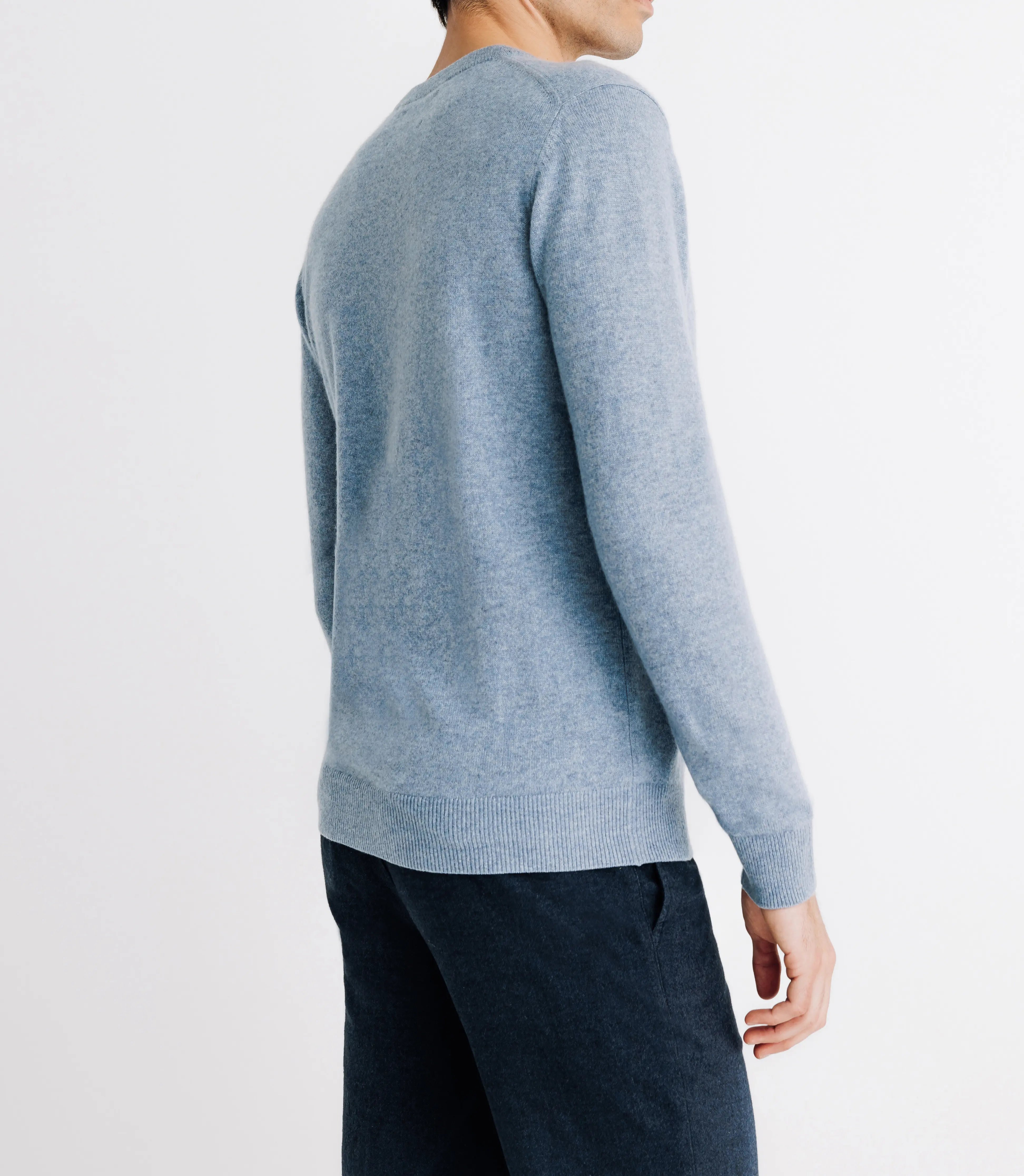 Pull col rond 100% cachemire indigo