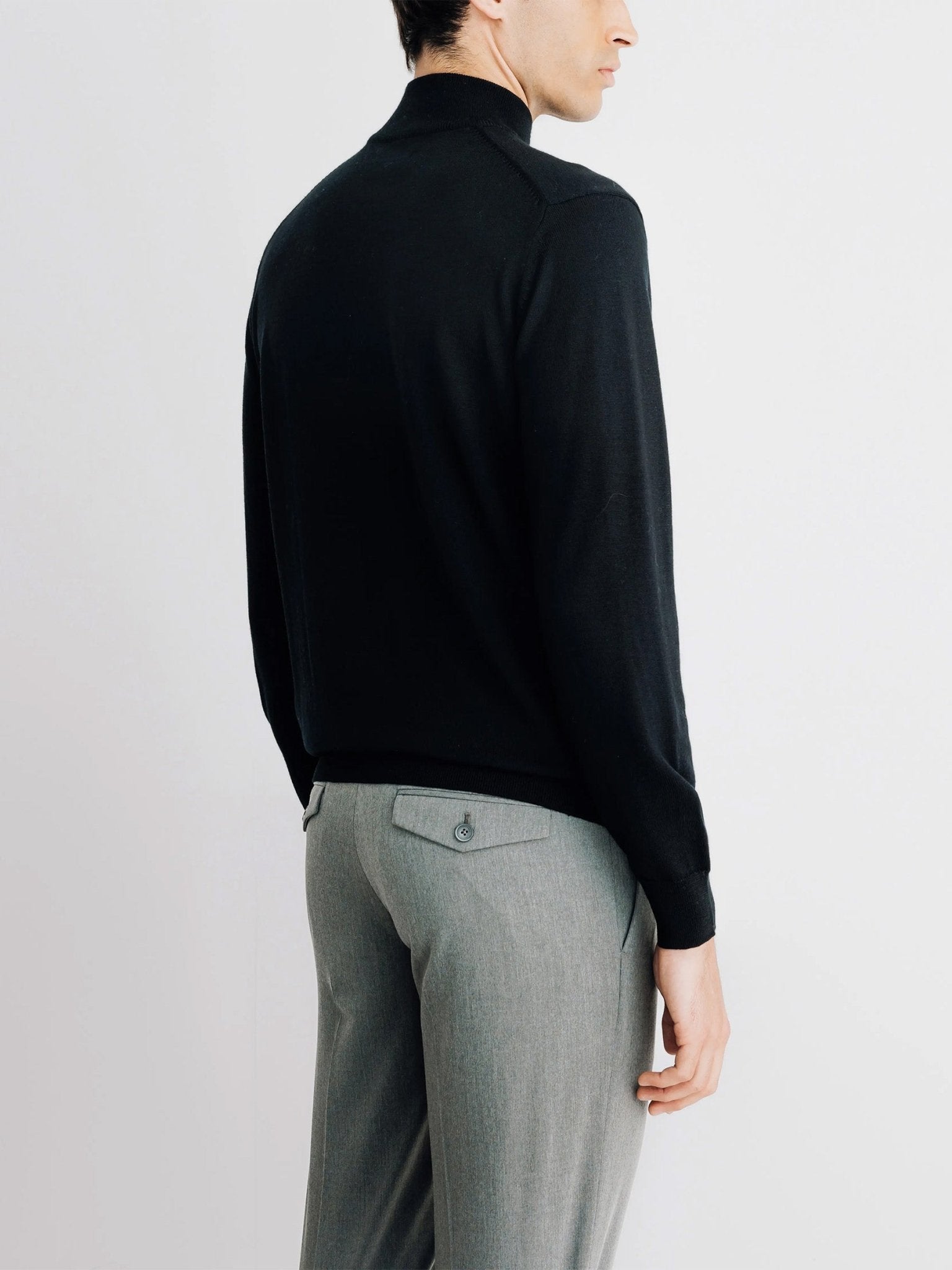 Pull col cheminée noir - IZAC