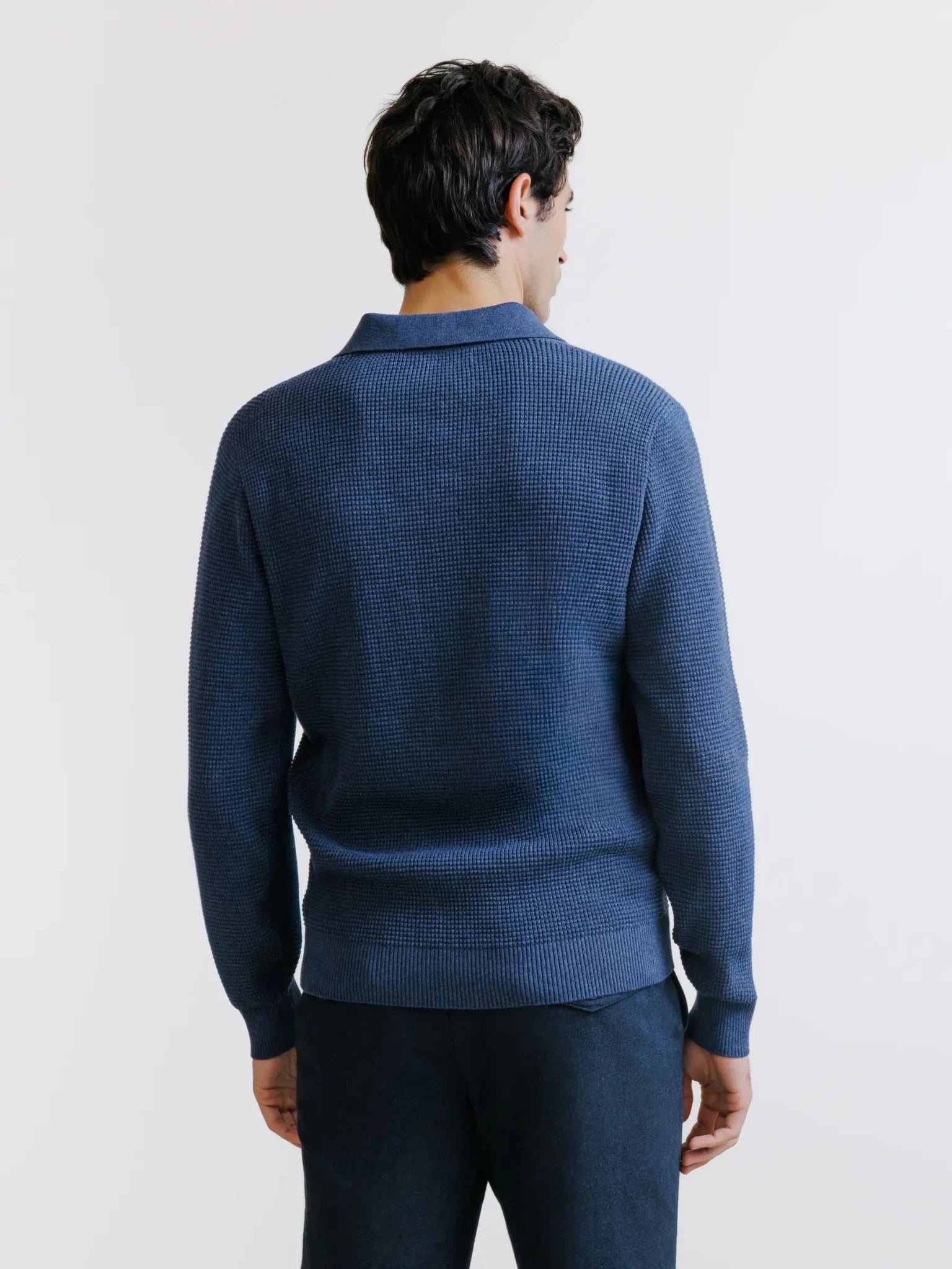 Pull à col polo ouvert à jeux de points indigo - IZAC