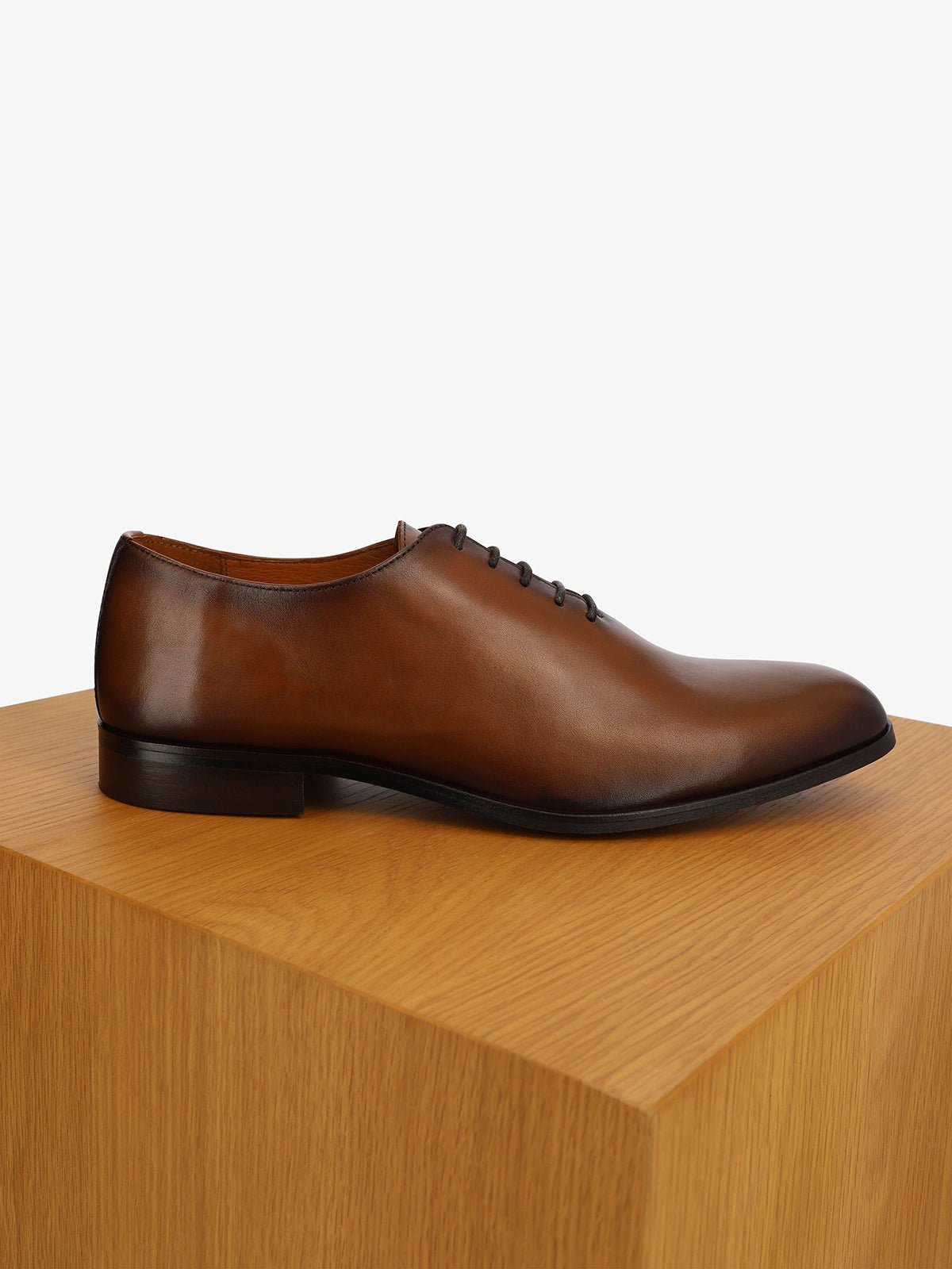 Chaussures richelieu en cuir marrons - IZAC