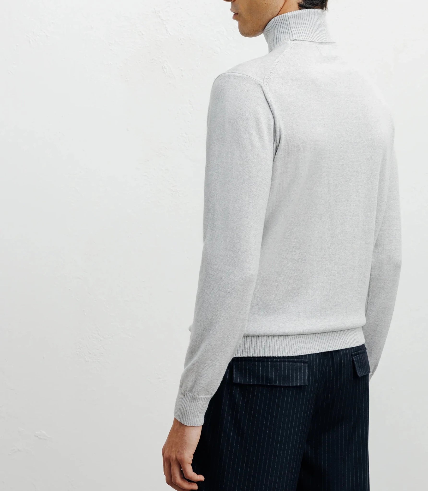 Pull col roulé gris chiné