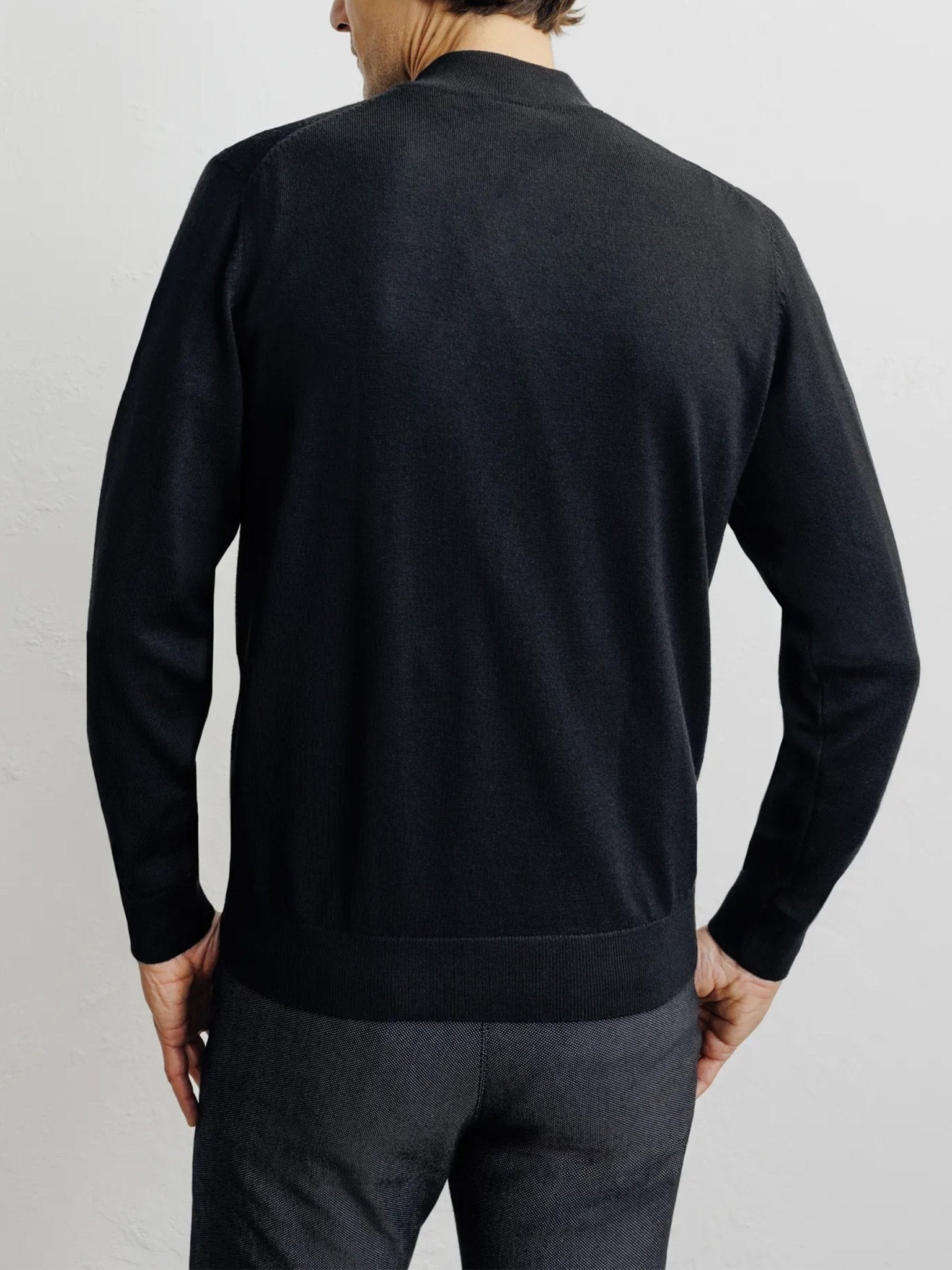 Pull demi zippé noir - IZAC