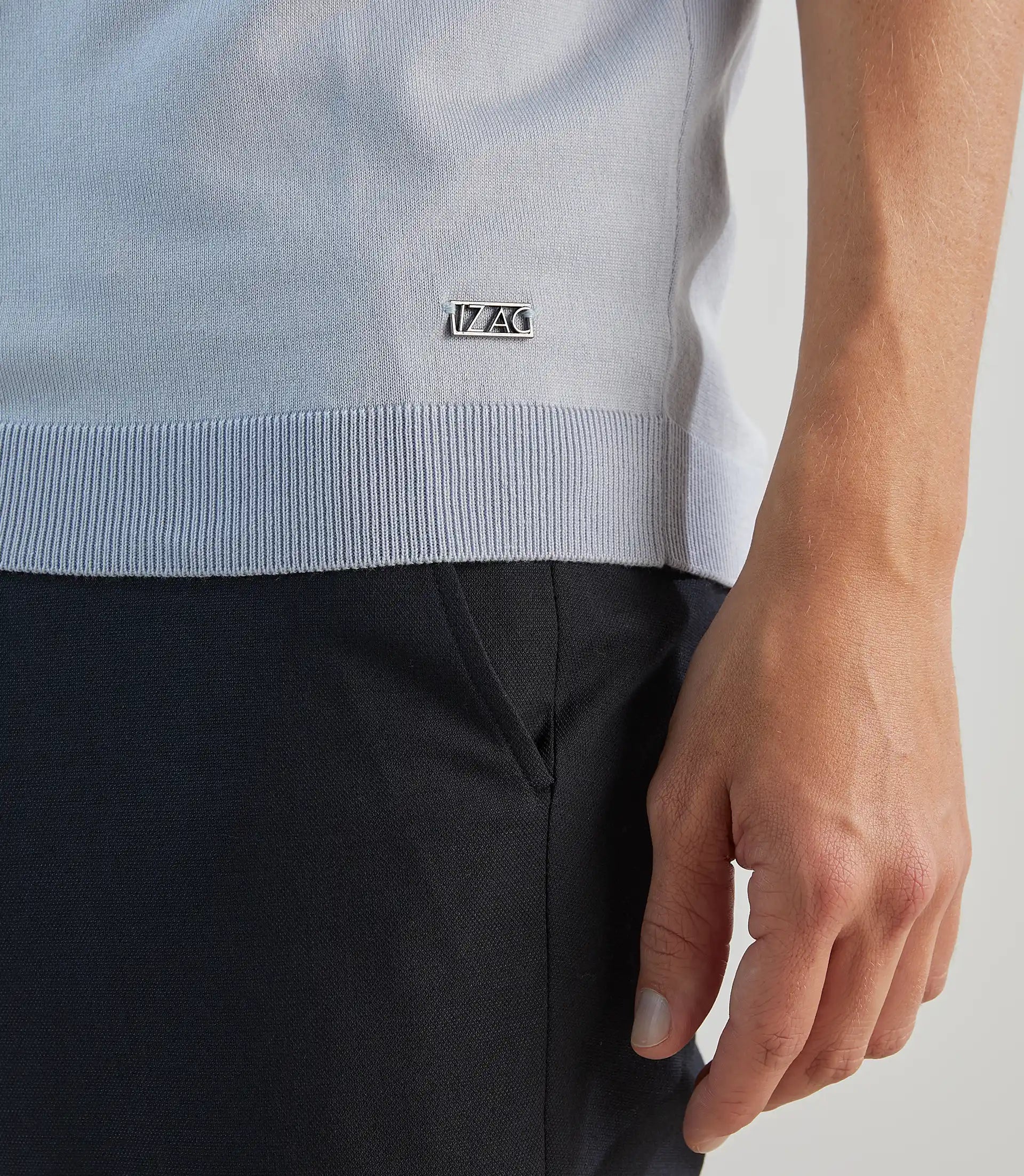 Polo col ouvert en maille bleu ciel - IZAC