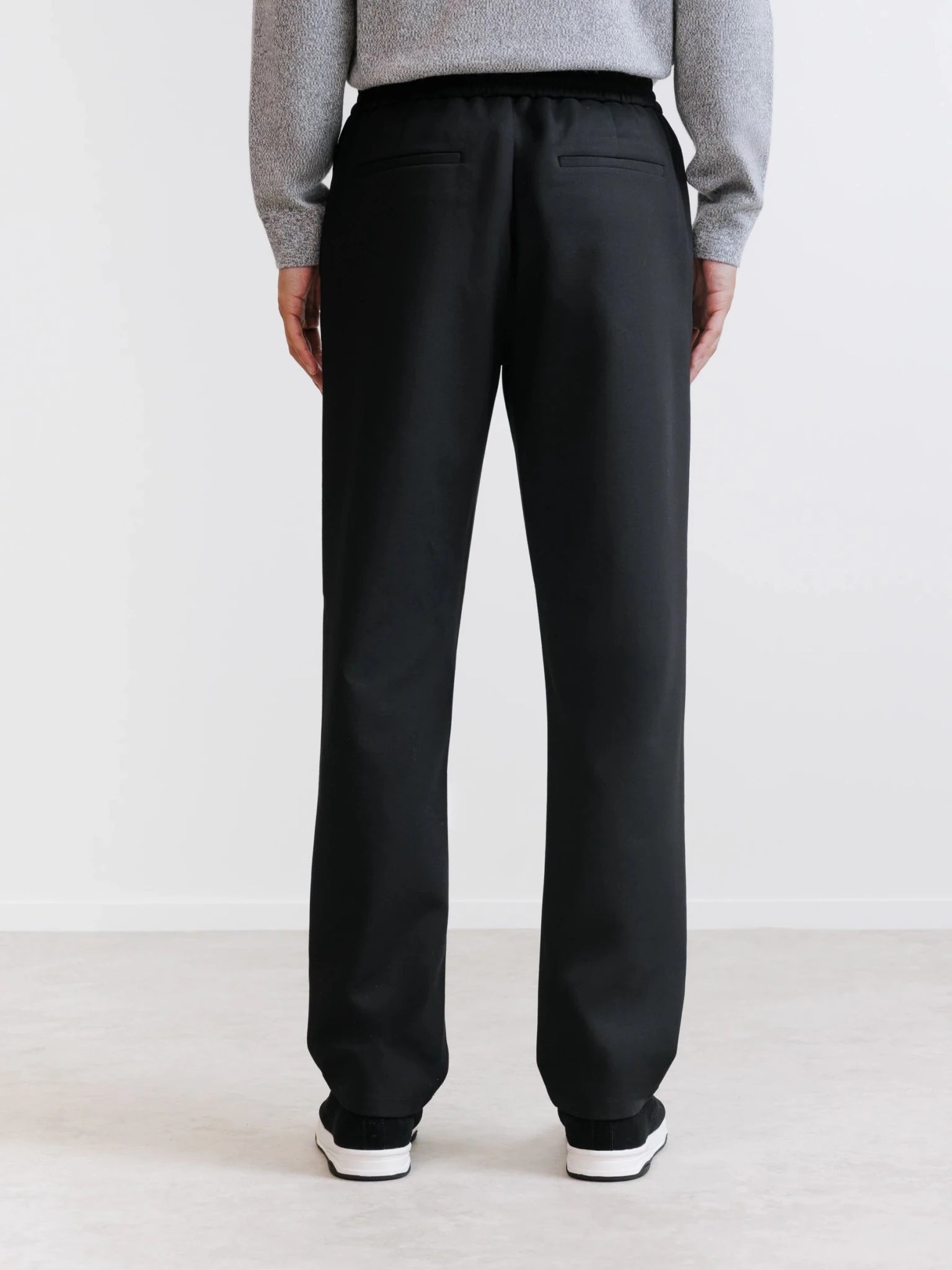 Pantalon à taille élastiquée noir - IZAC