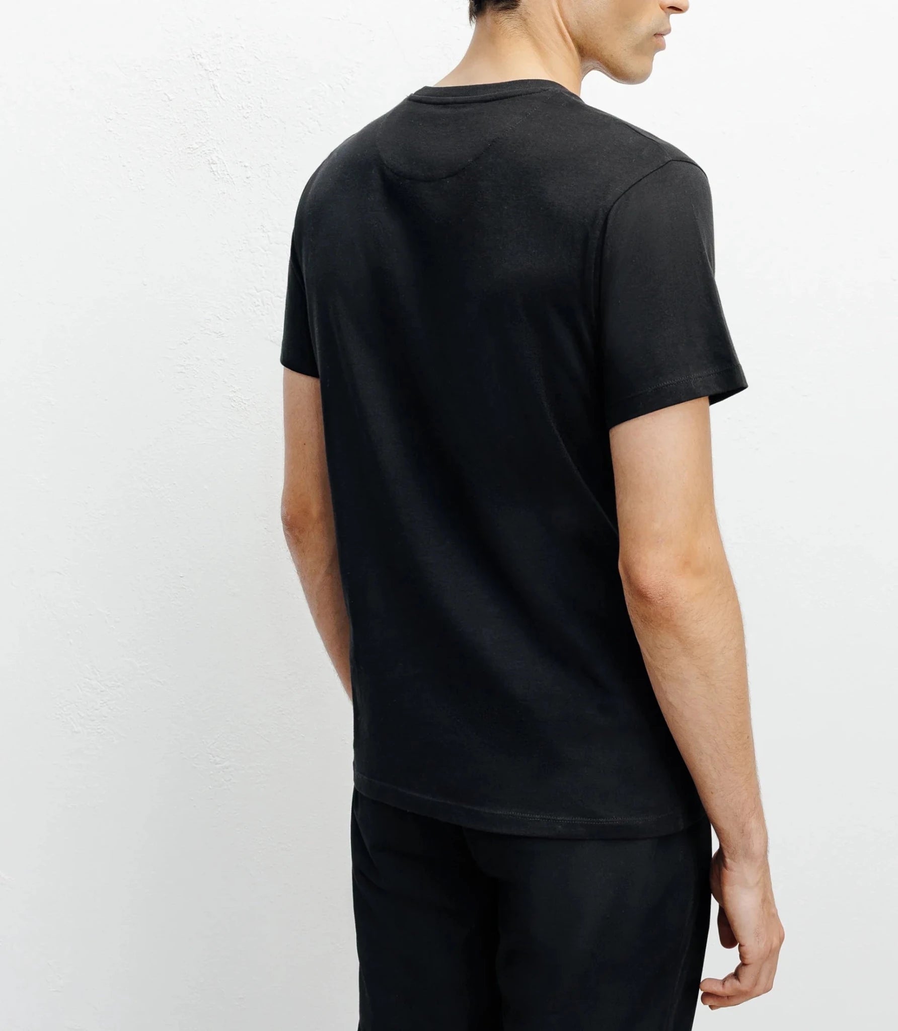 Black print T-shirt