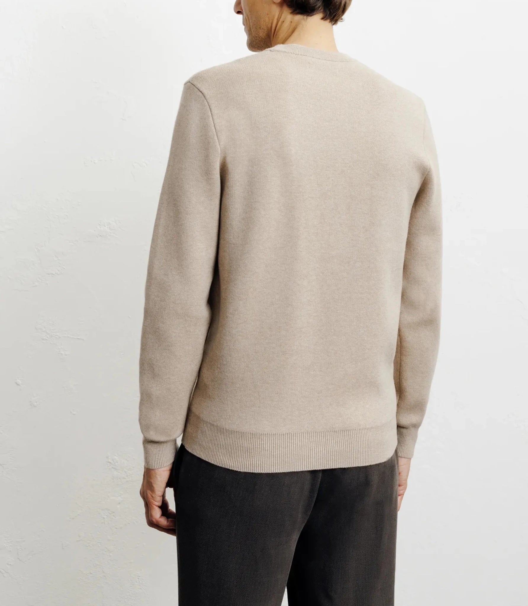 Round-neck sweater beige