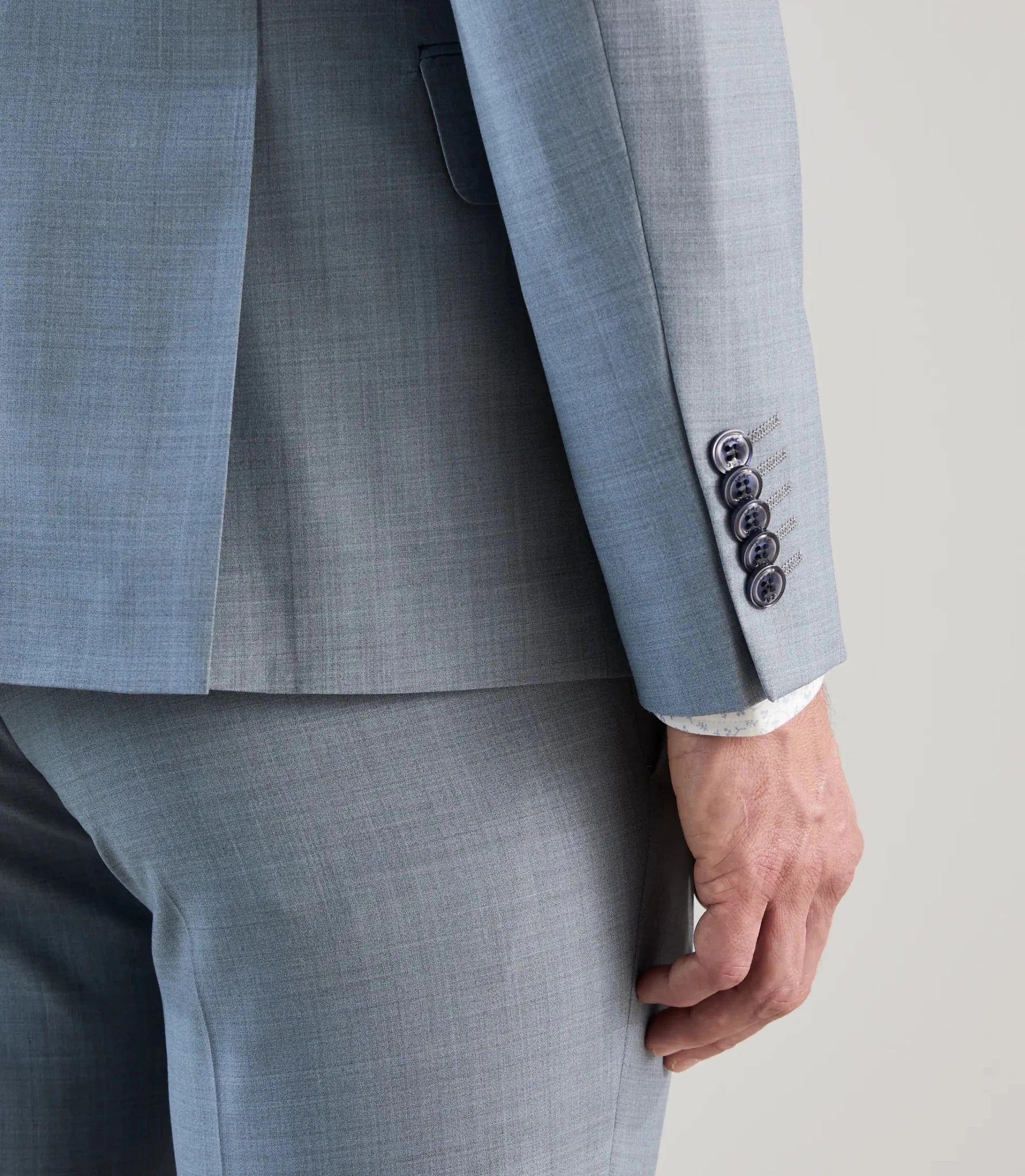 Costume 2 boutons bleu ciel - IZAC