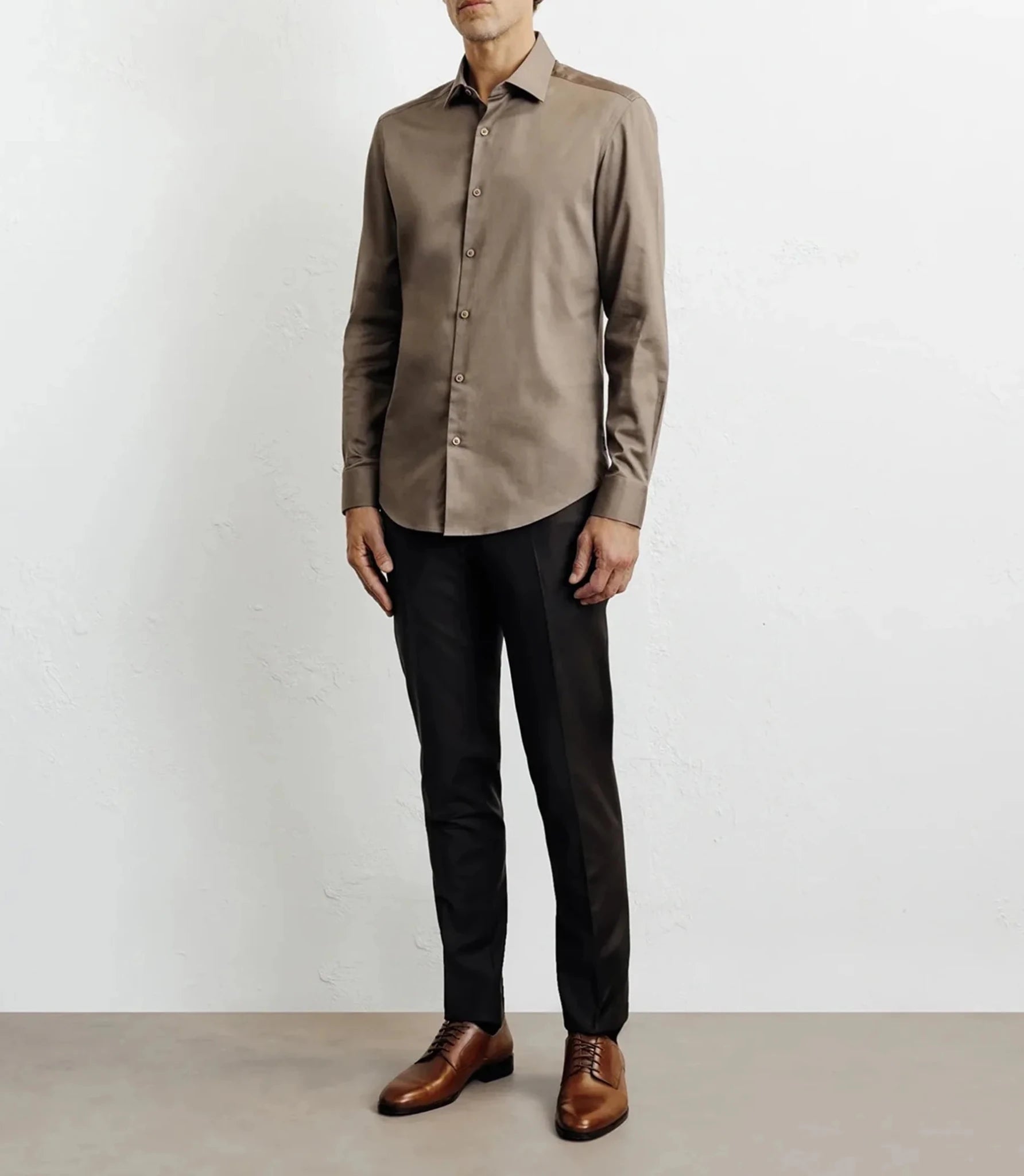 Chemise ville en satin de coton châtain