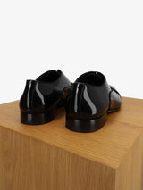 Black patent leather Oxford shoes