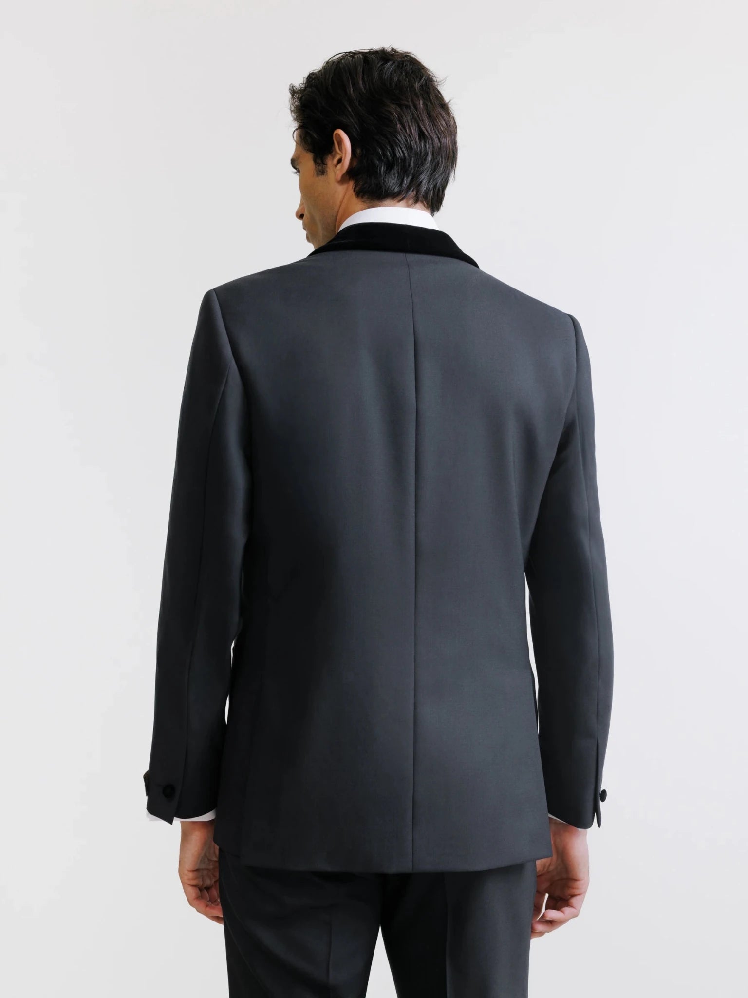 Costume col châle noir - IZAC