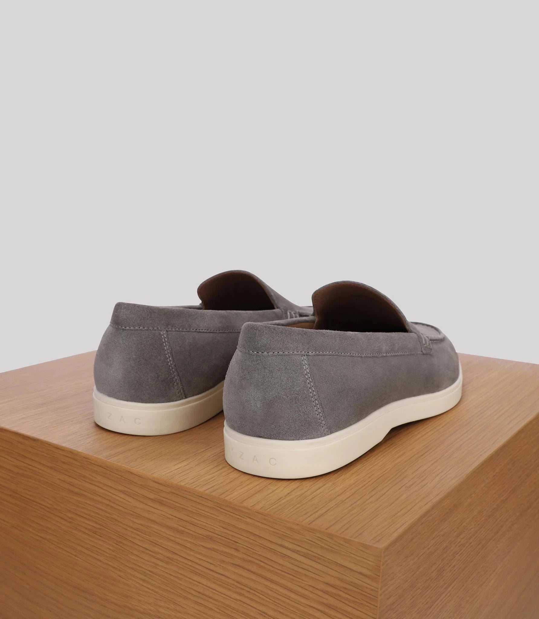 Mocassin casual en suède gris - IZAC