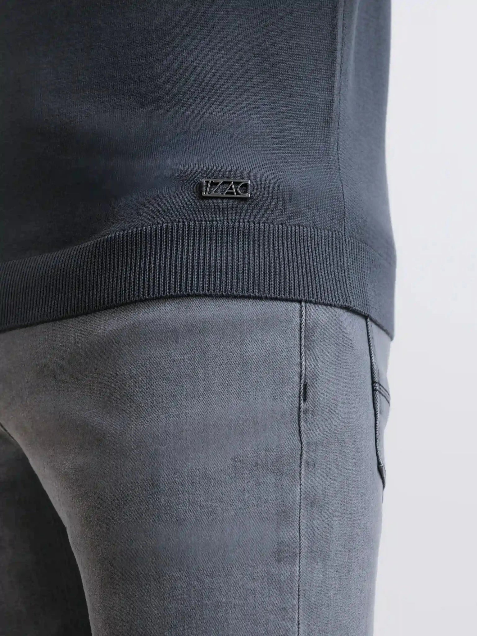 Polo en maille anthracite - IZAC