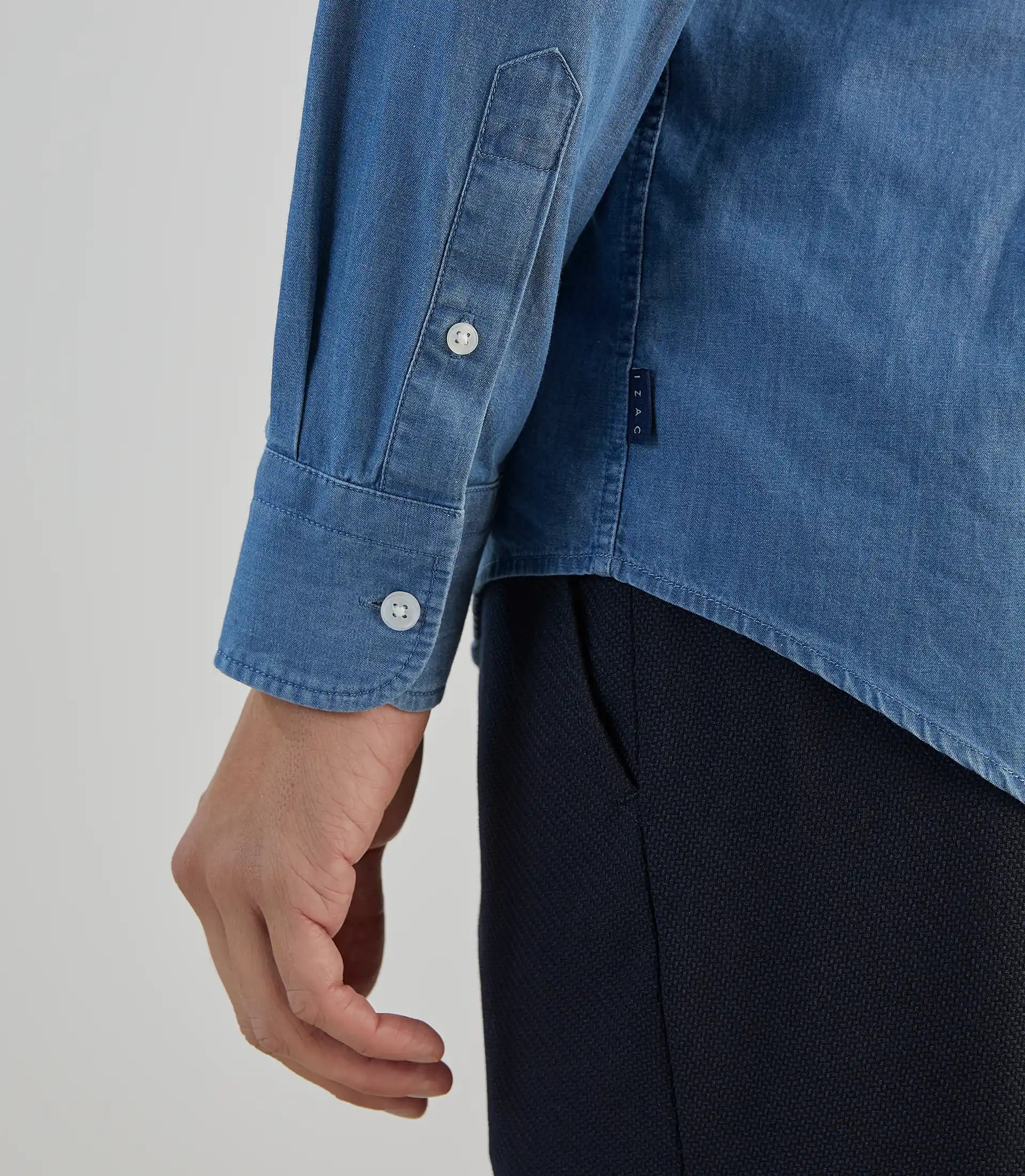 Chemise col philosophe ciel - IZAC