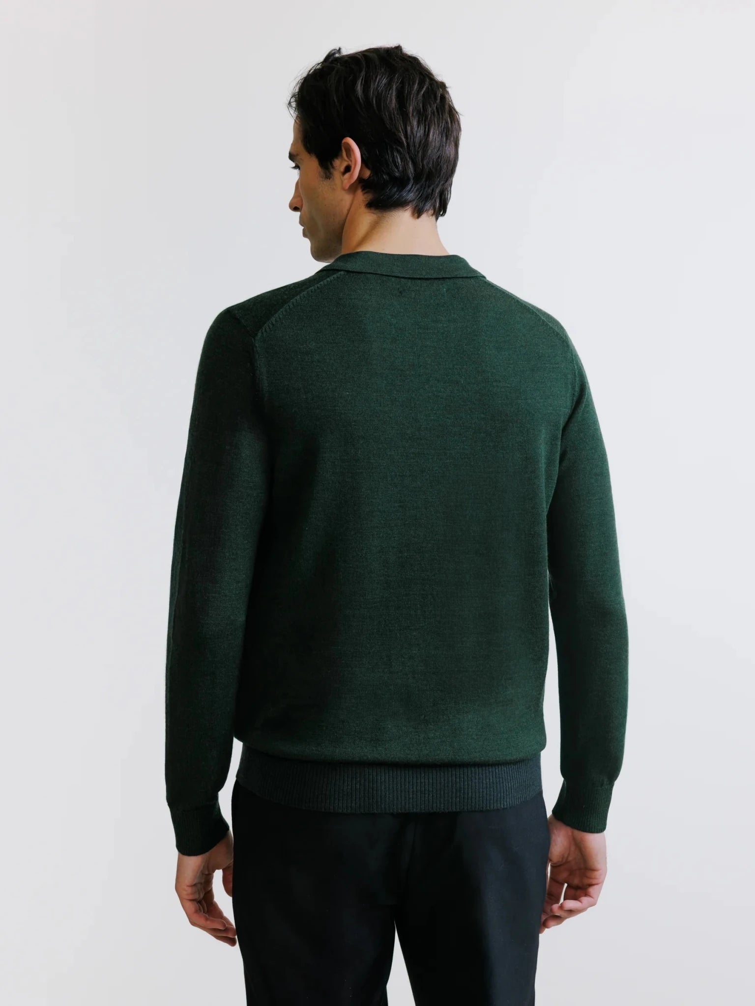 Pull col polo ouvert en laine mérinos vert foncé - IZAC