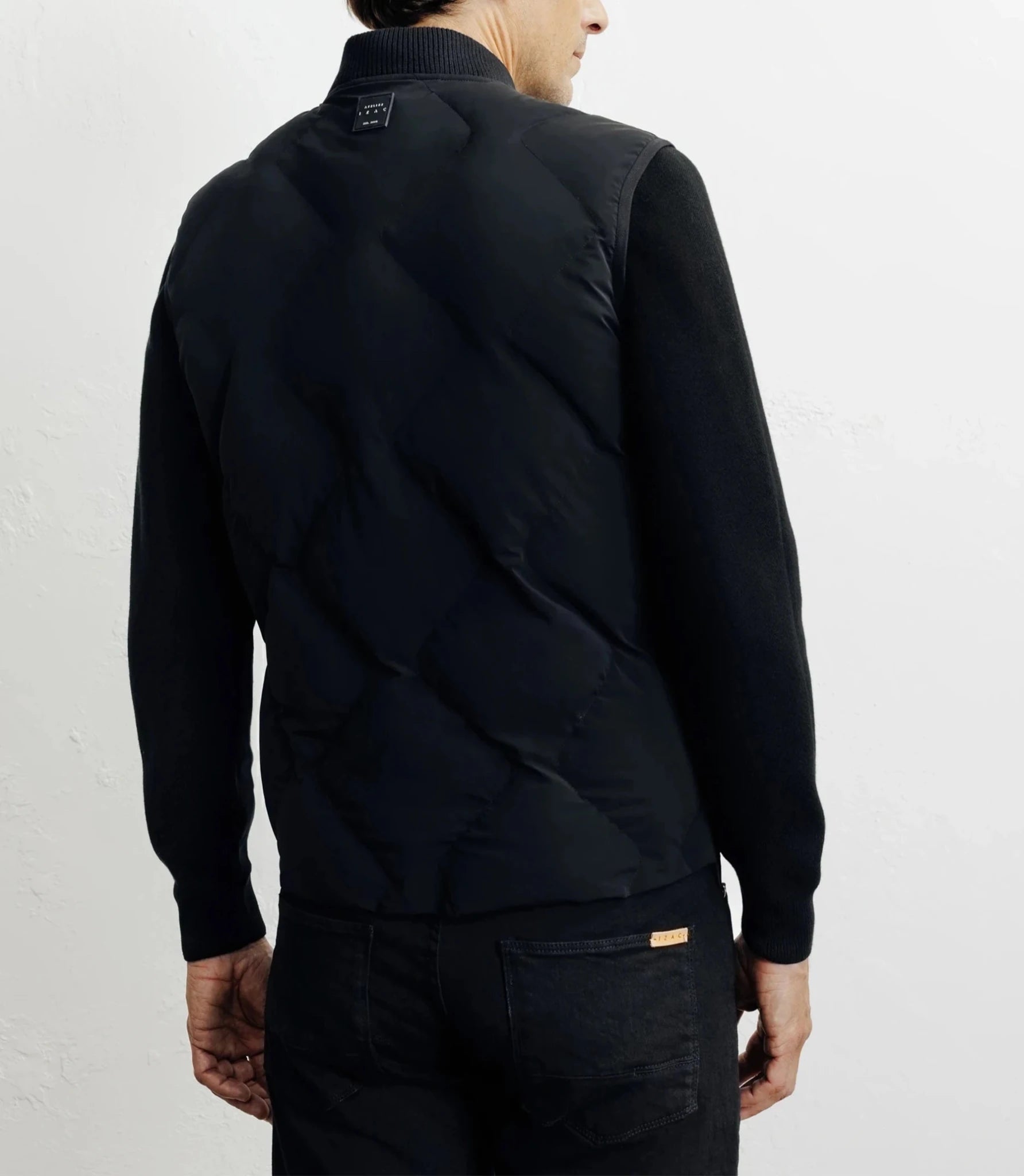 Sleeveless padded jacket, black