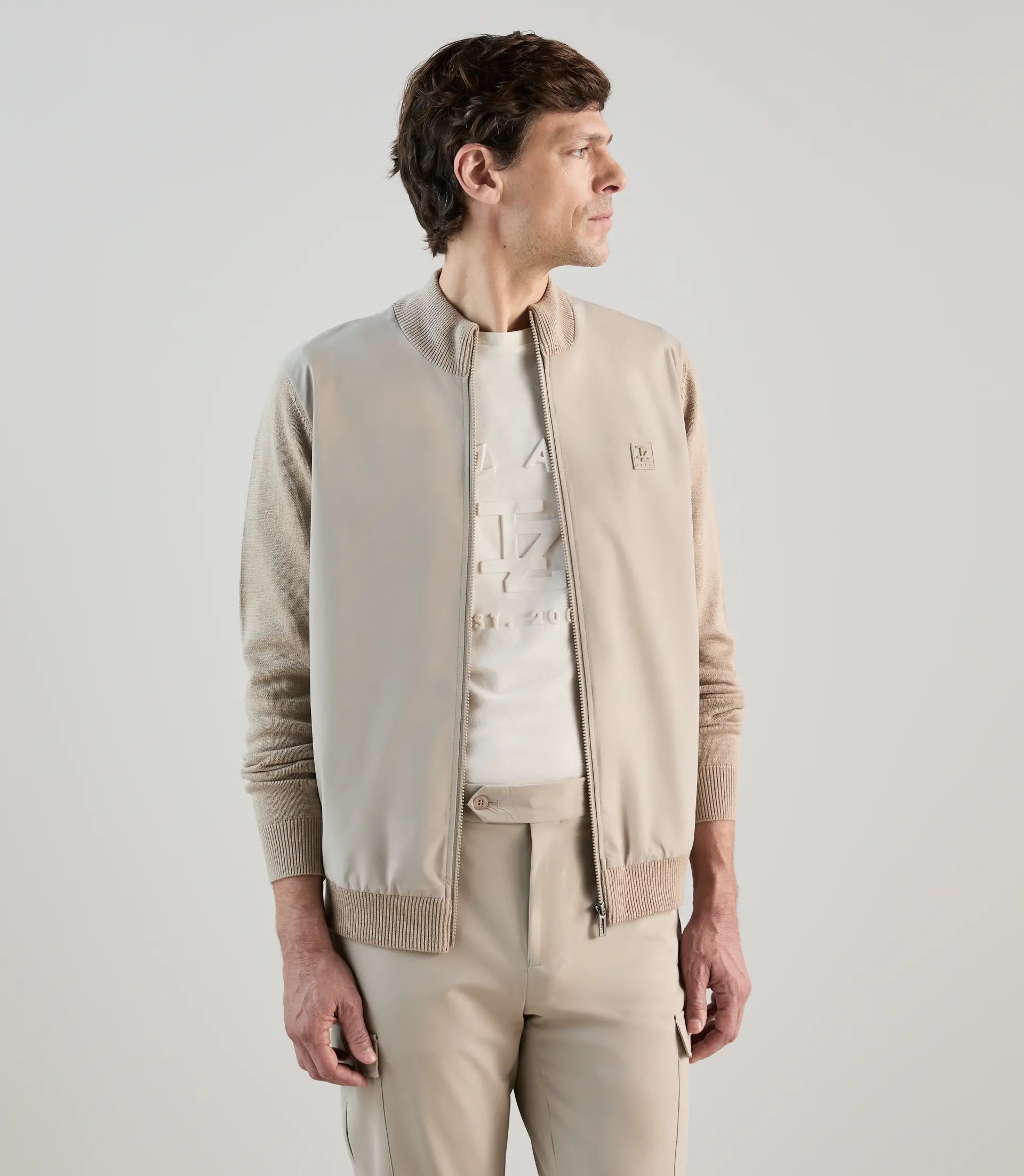 Gilet col montant bi - matière beige - IZAC