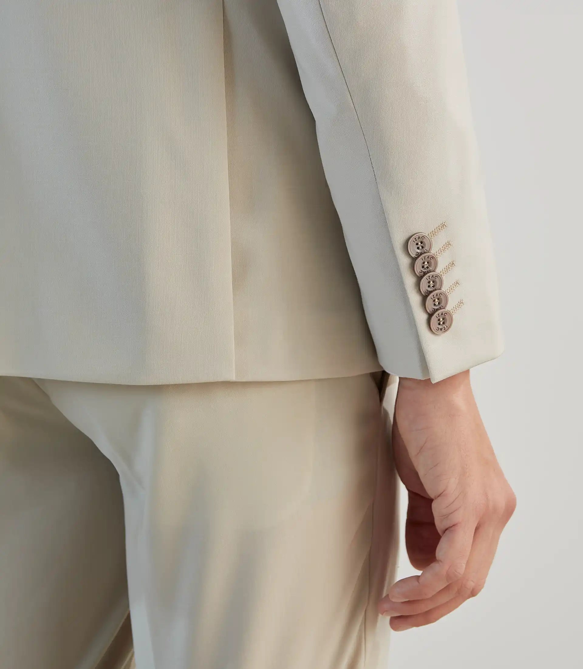 Costume 3 pièces de cérémonie mastic - IZAC