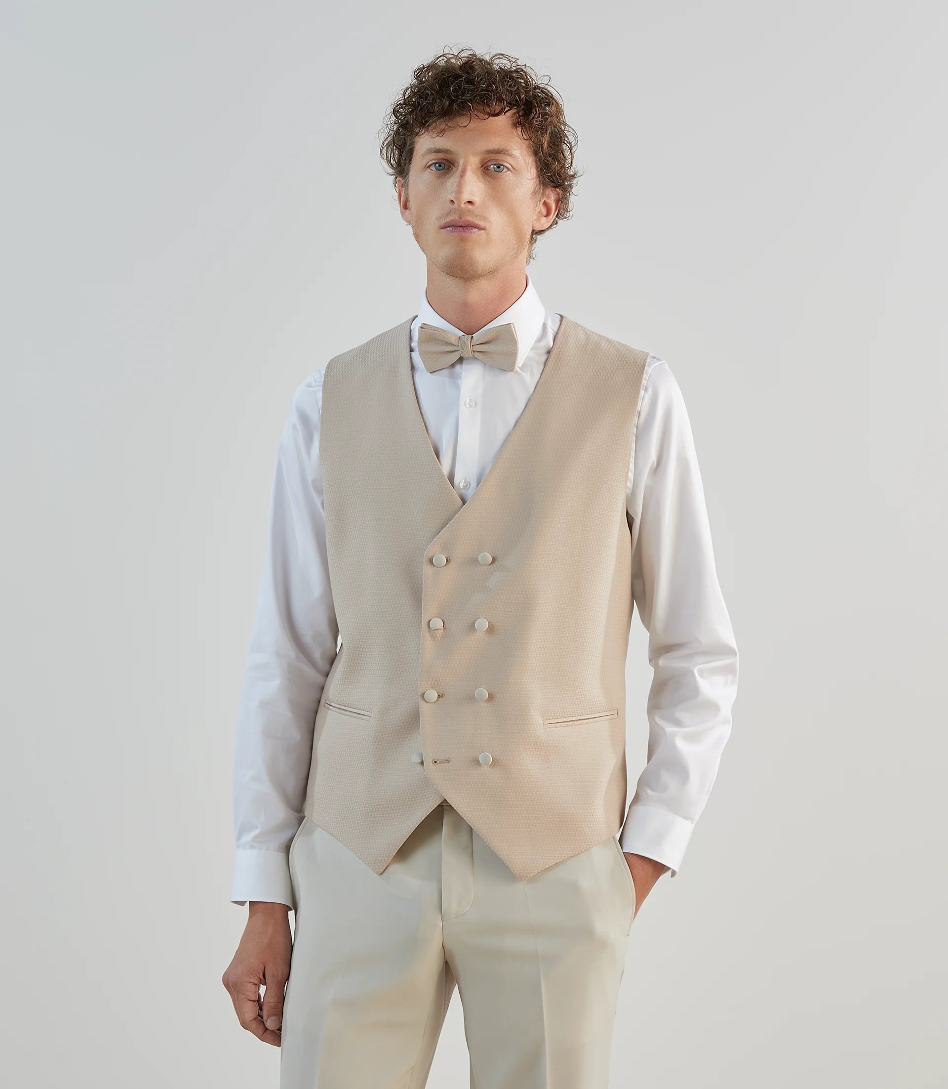 Costume 3 pièces de cérémonie mastic - IZAC