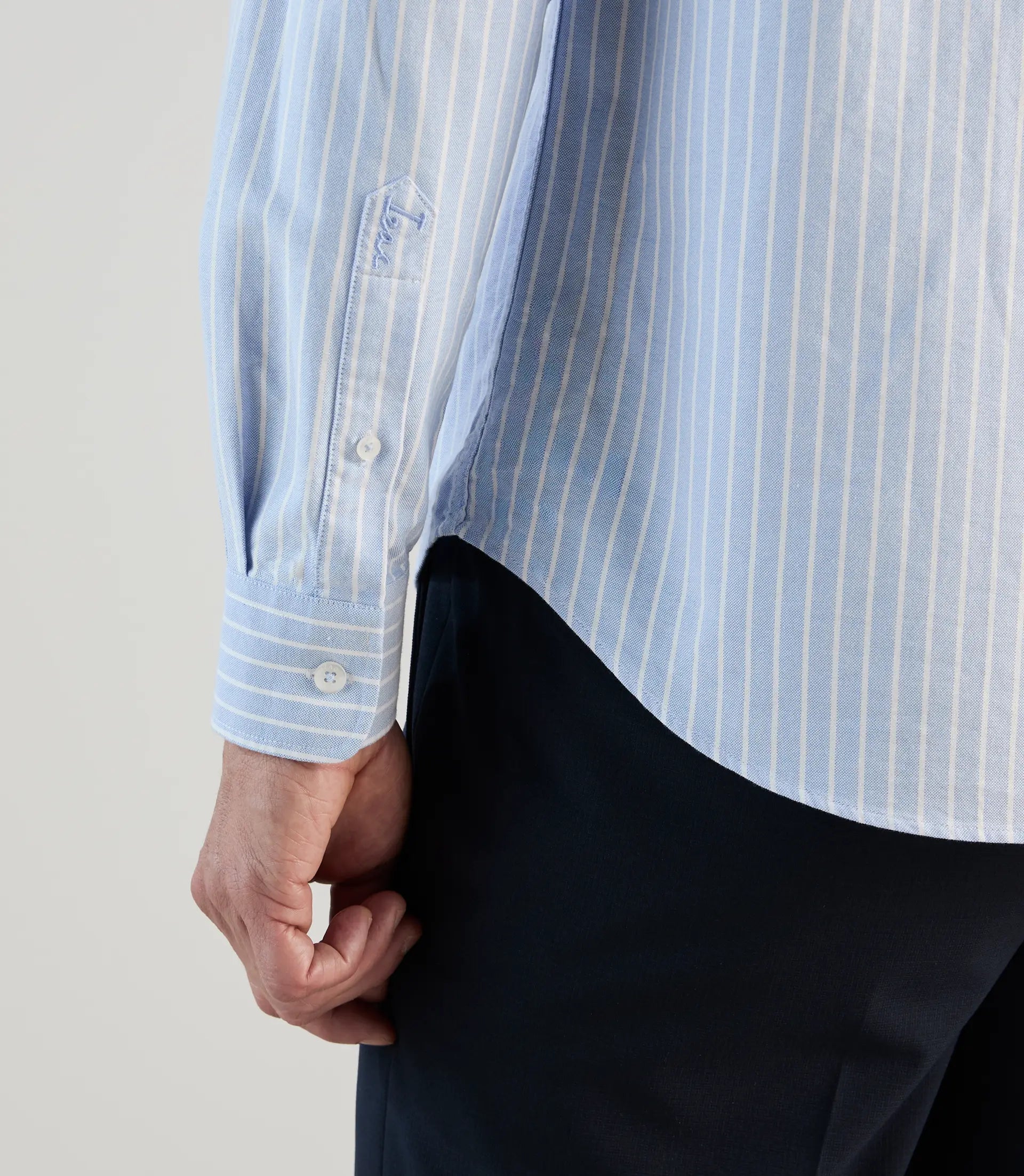 Chemise casual avec col boutonné ciel - IZAC