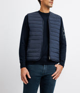 Sleeveless down jacket.