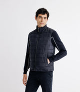 Sleeveless jacket reversible with a navy and gray amount of collar