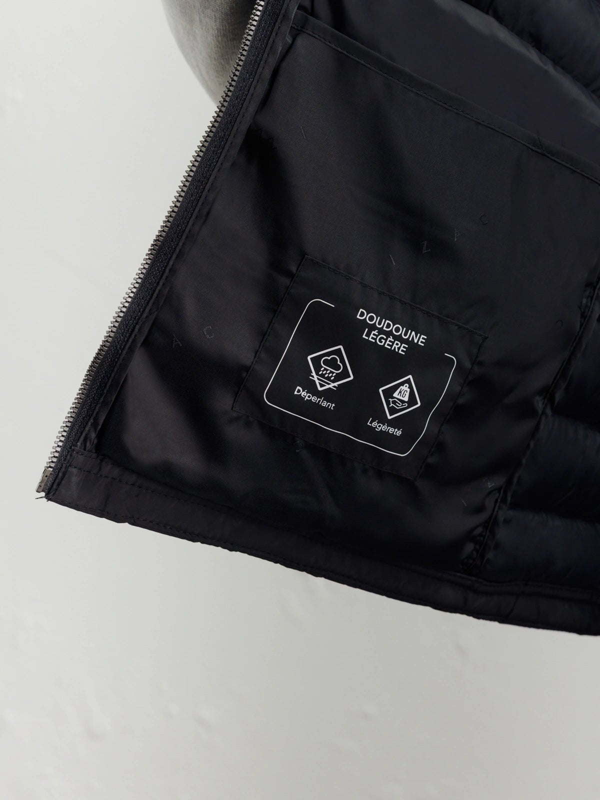Doudoune légère sans manche noire - IZAC
