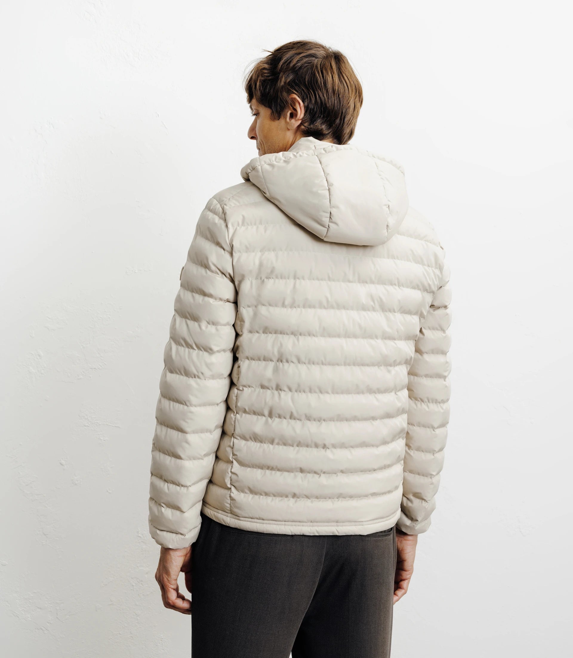Down jacket with Beige removable hood