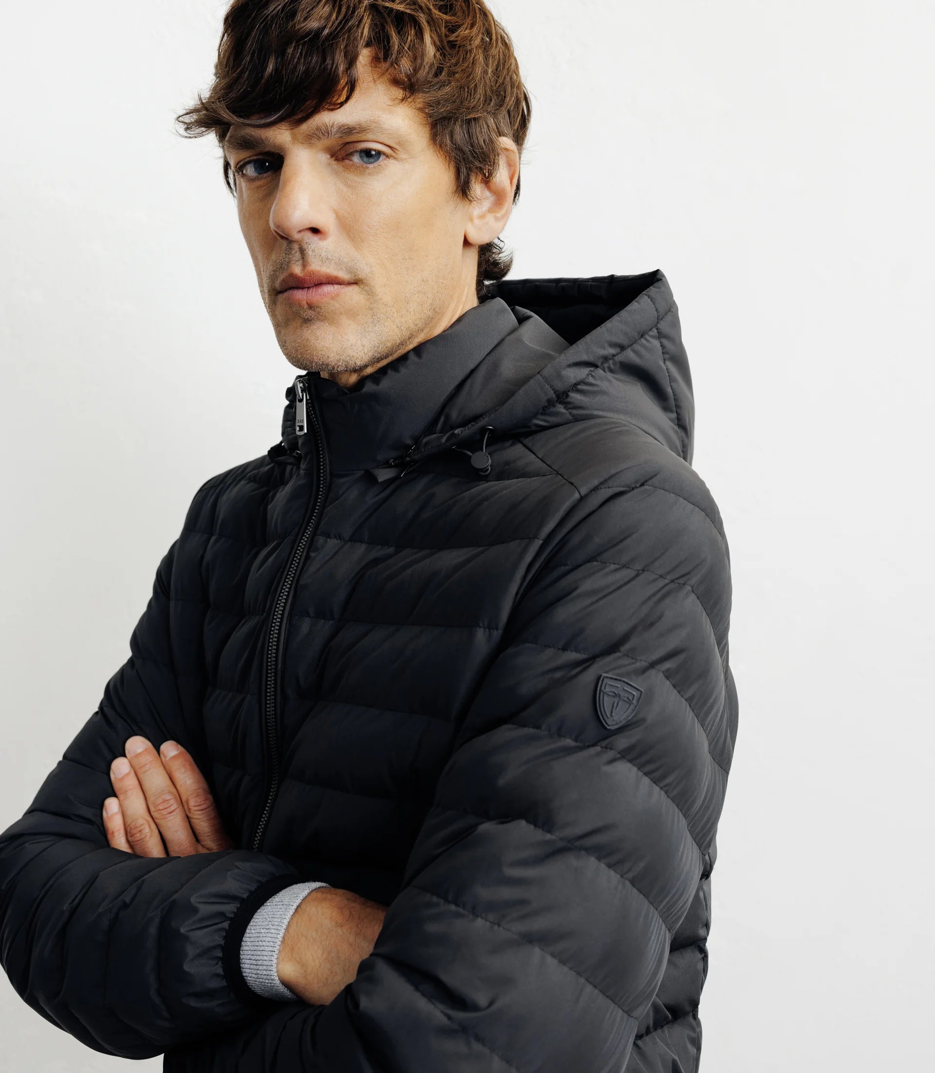 Down jacket with black removable hood