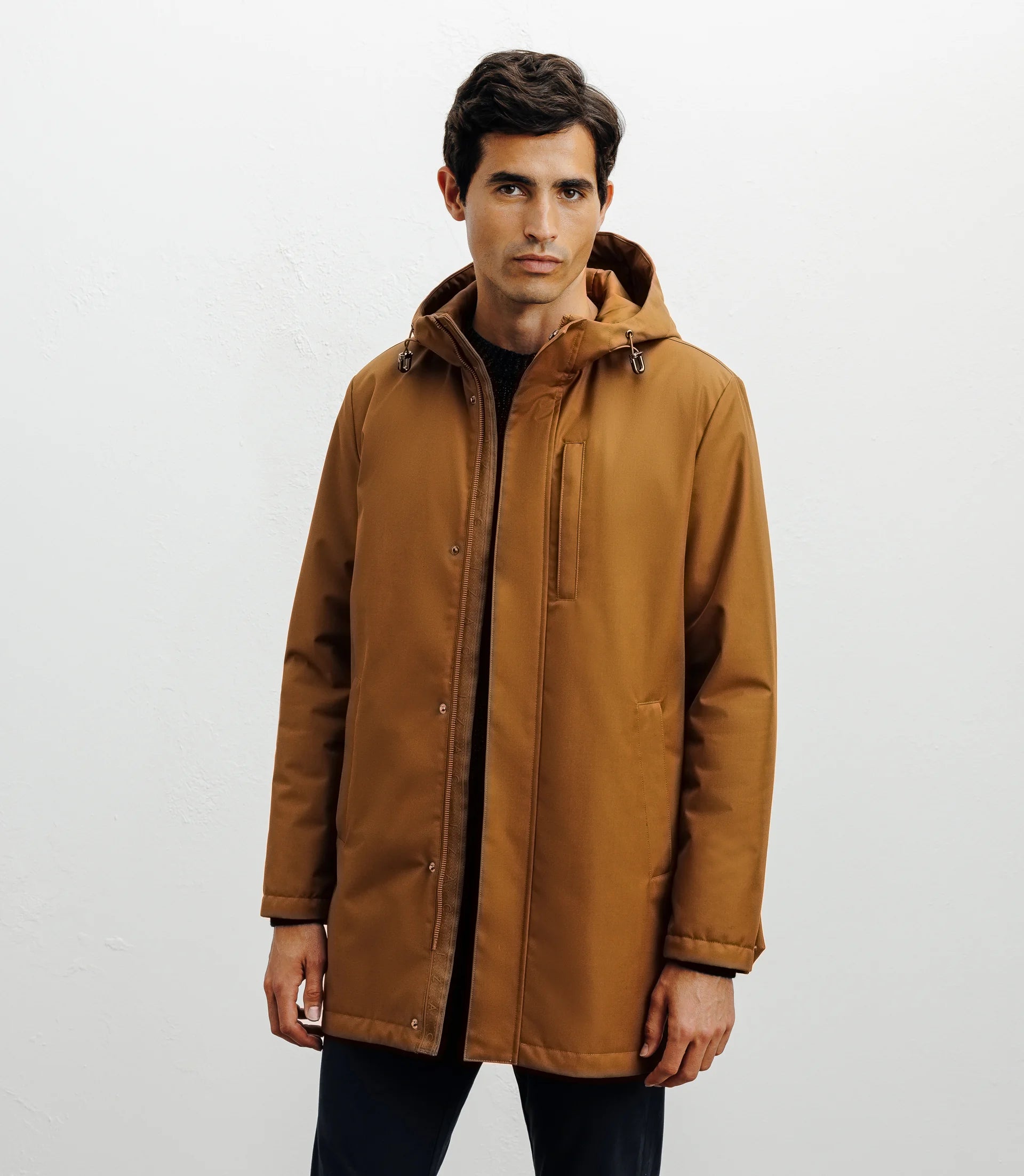 Parka légère à capuche camel – IZAC