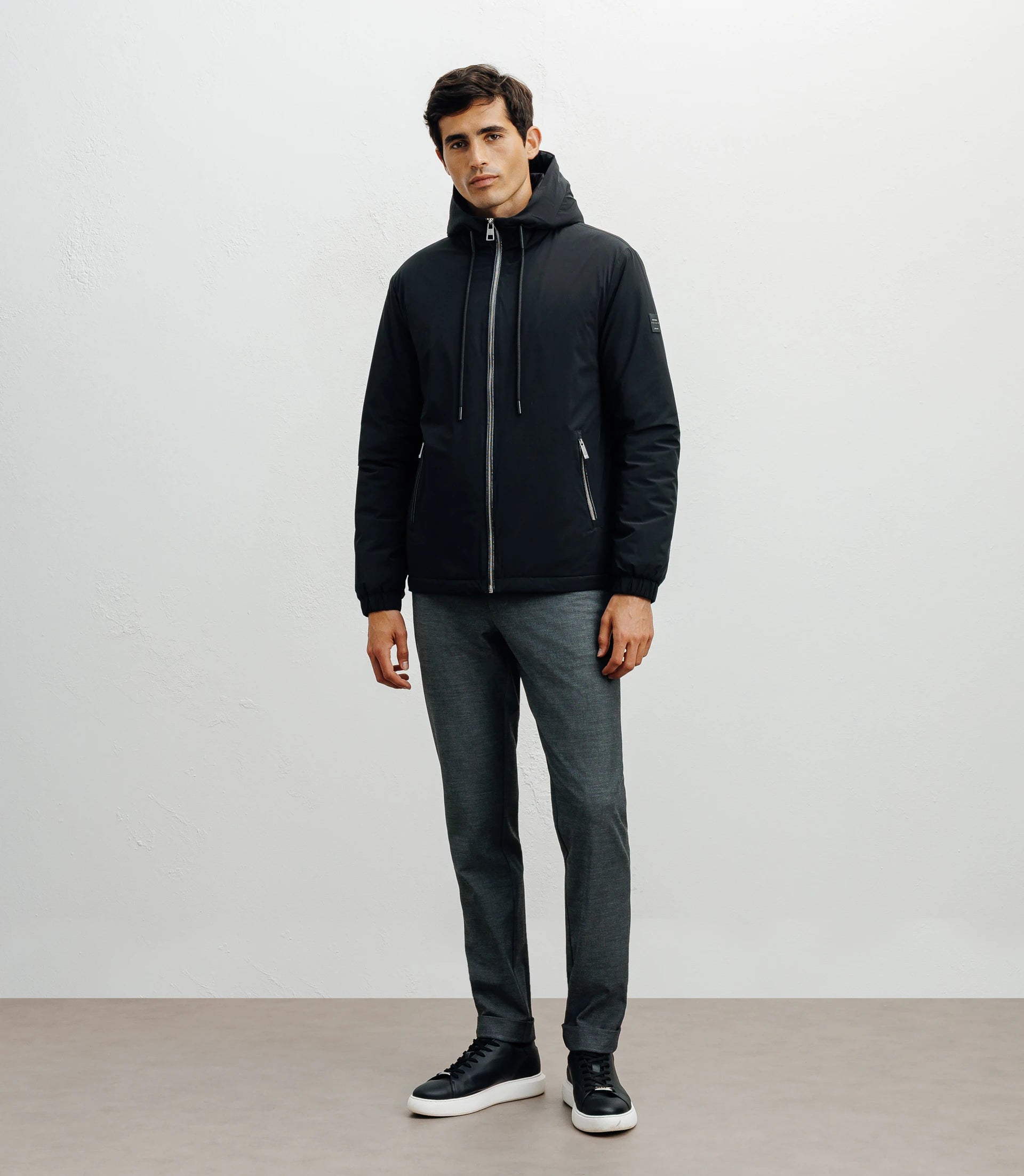 Blouson à capuche noir - IZAC