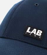 Casquette avec patch bleue