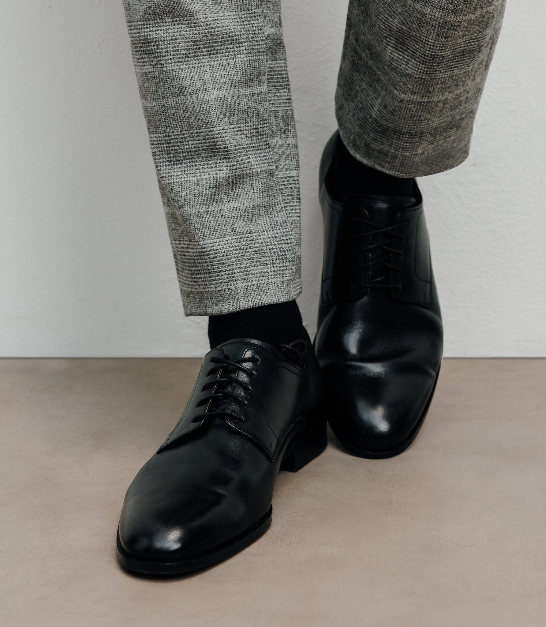 Chaussures derby en cuir noir - IZAC