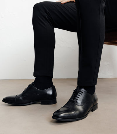 Chaussures richelieu en cuir noir - IZAC