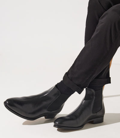 Bottines élastiques en cuir noir OTIS - IZAC