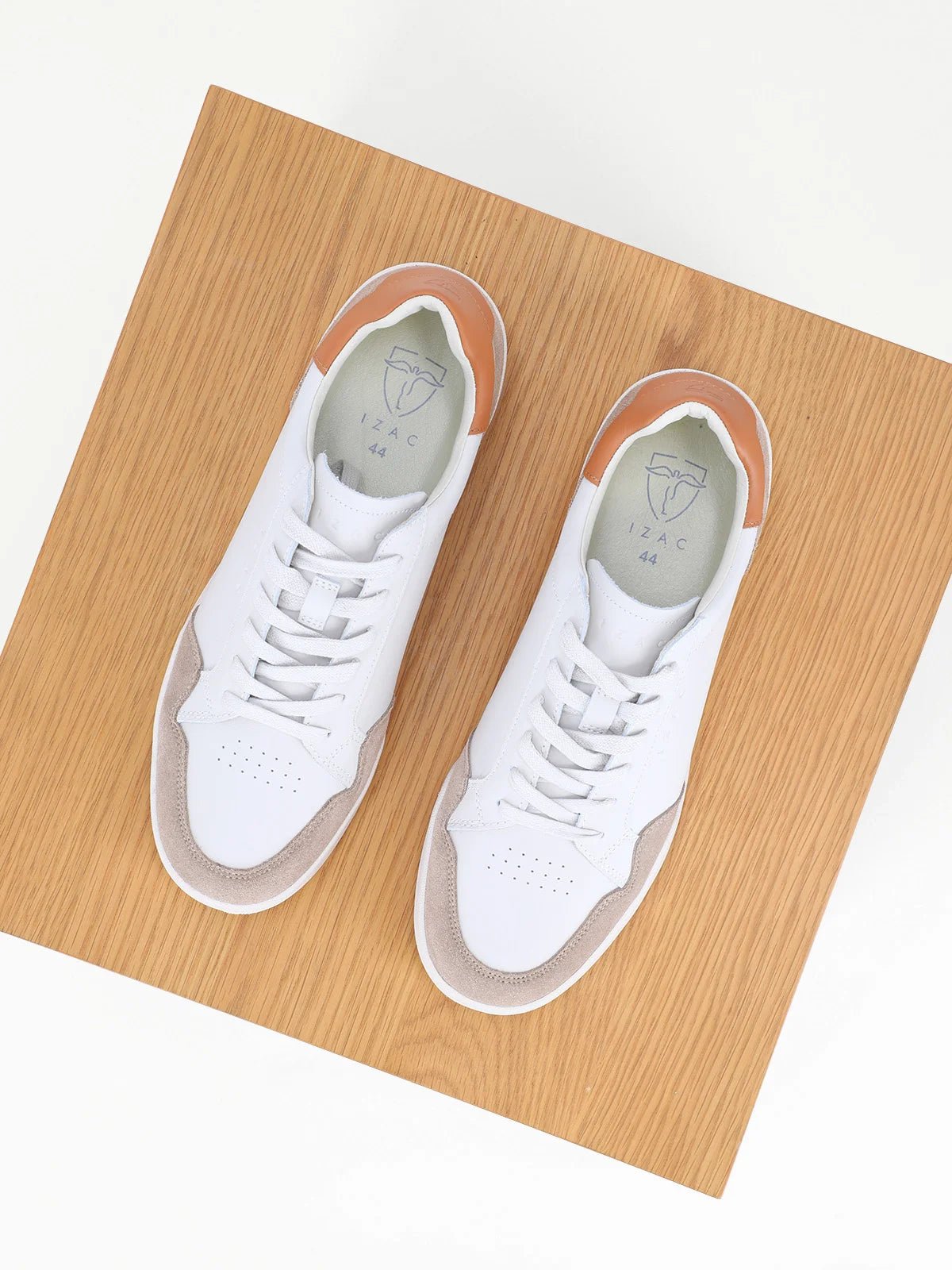 Baskets en cuir beige - IZAC