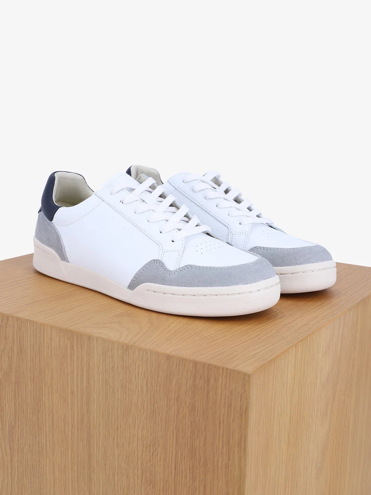 Baskets en cuir blanc - IZAC