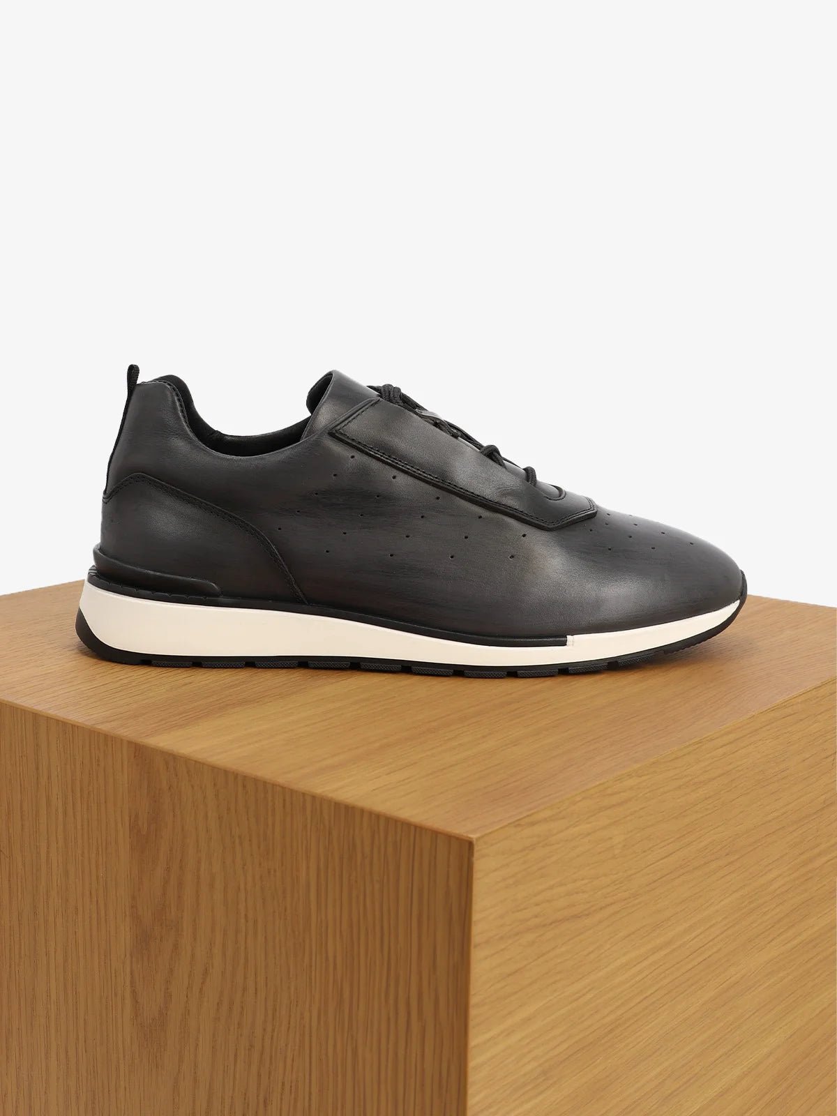 Chaussures baskets grises - IZAC