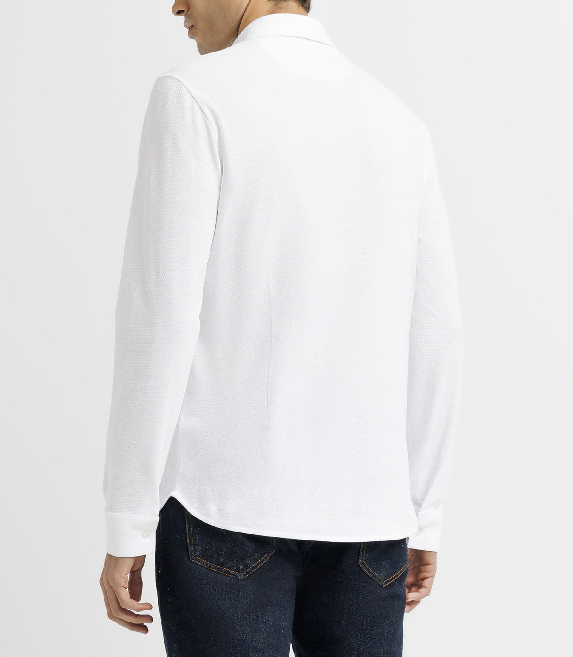 Casual shirt with white logo