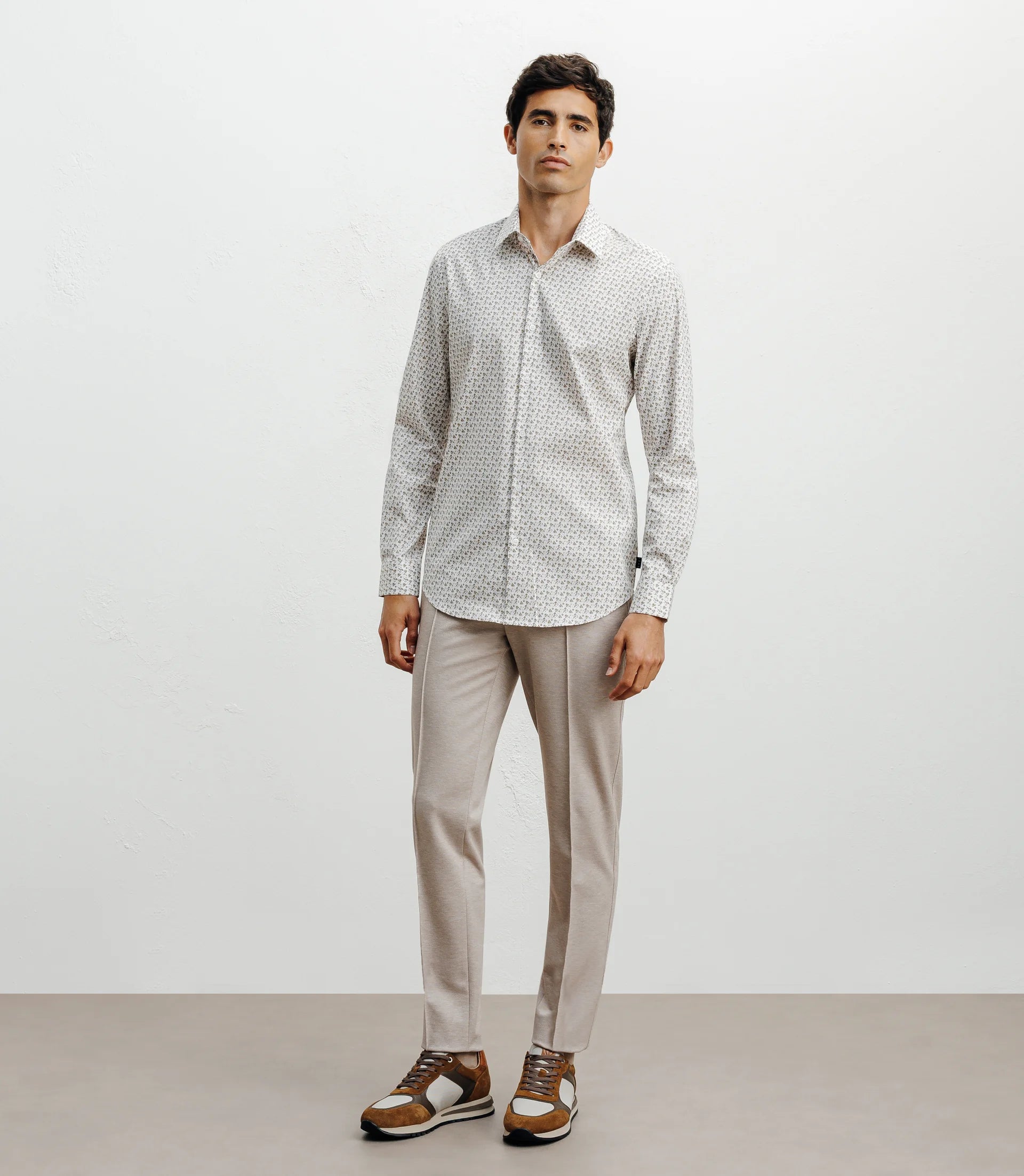 Chemise casual à imprimé fleurs beige - IZAC