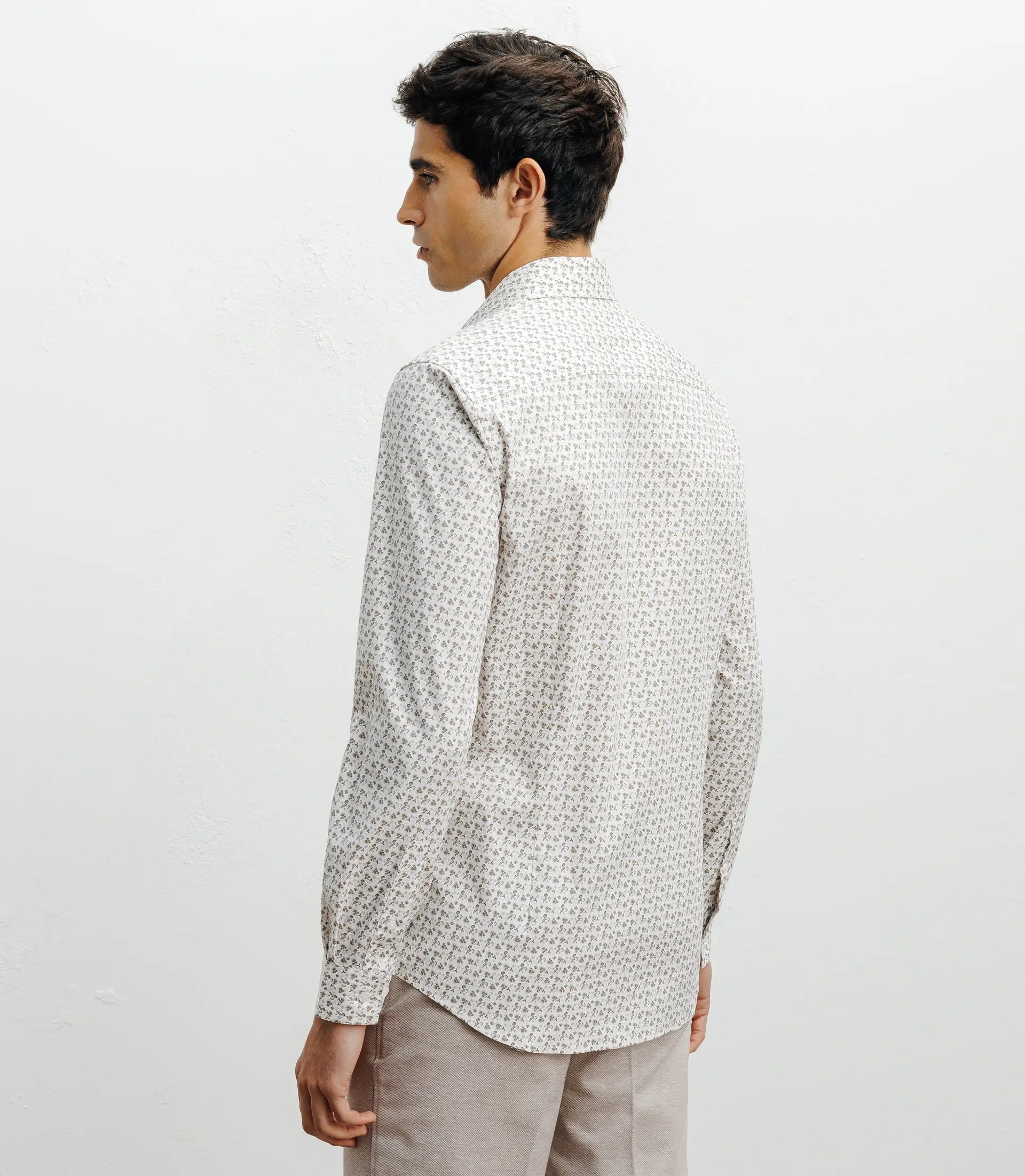 Chemise casual à imprimé fleurs beige - IZAC