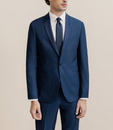 Costume cérémonie avec un col châle bleu