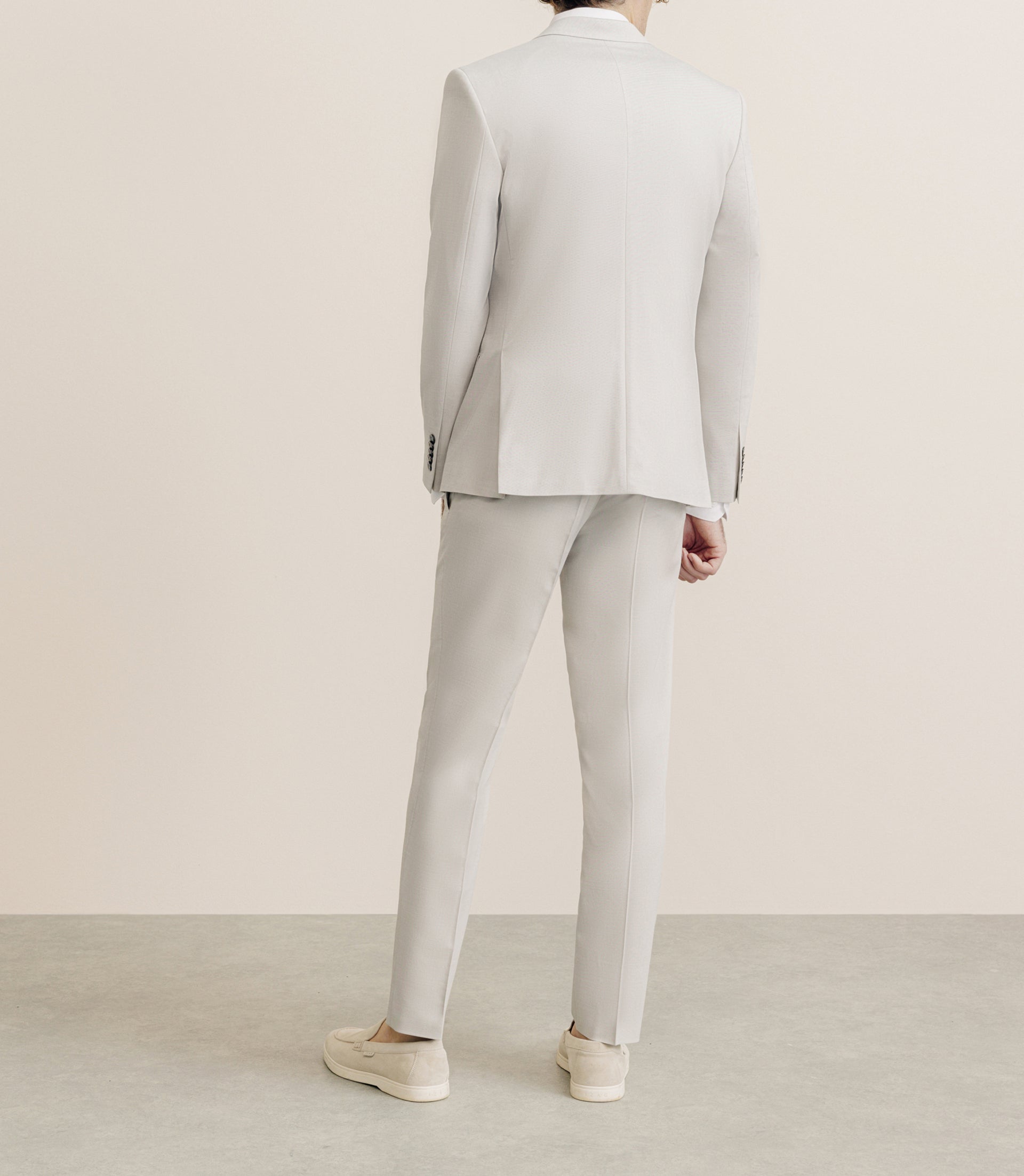 Costume 2 boutons soyeux mastic - IZAC