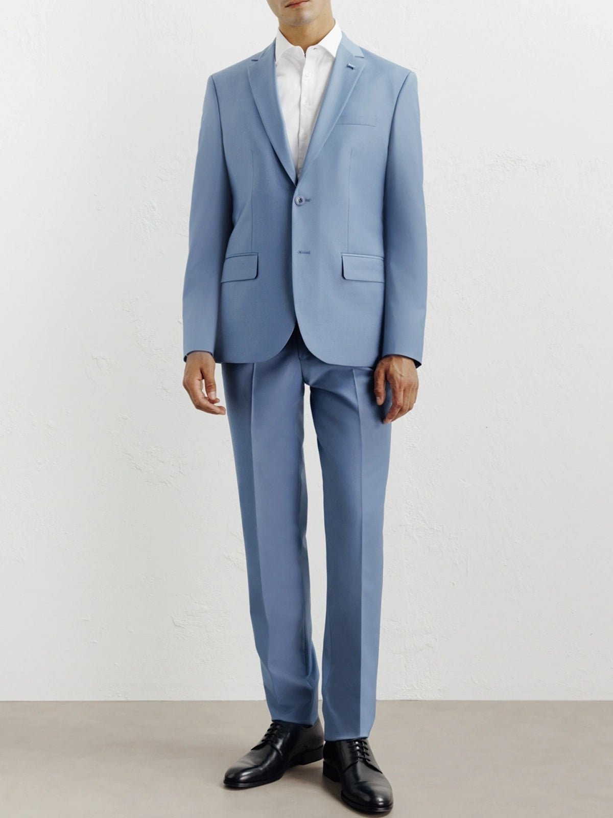 Ceremonial 3-piece suit blue c