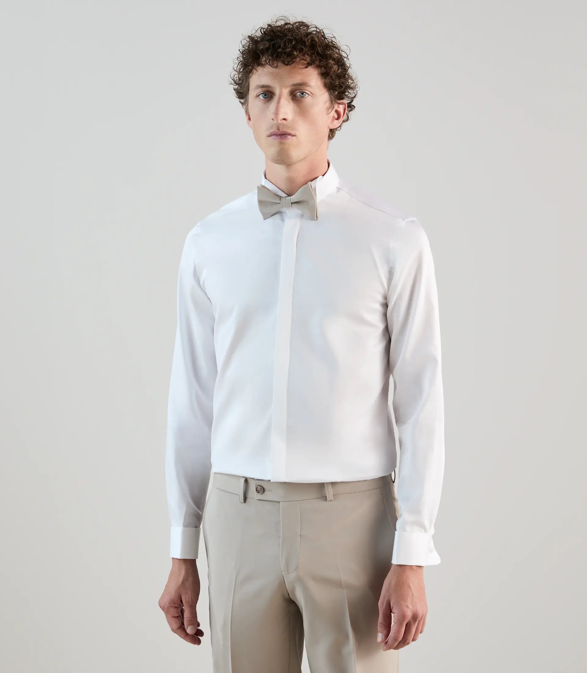 Nœud papillon uni beige - IZAC