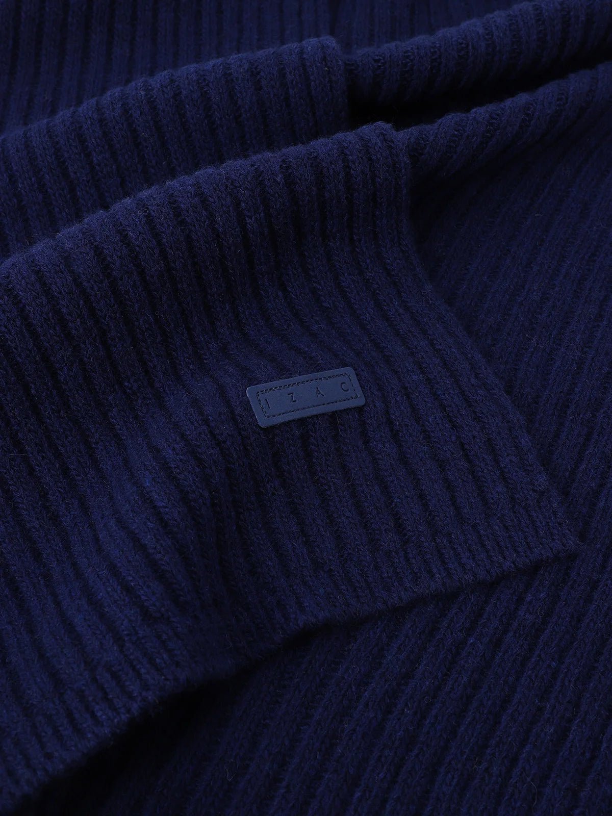 Écharpe en maille unie marine - IZAC
