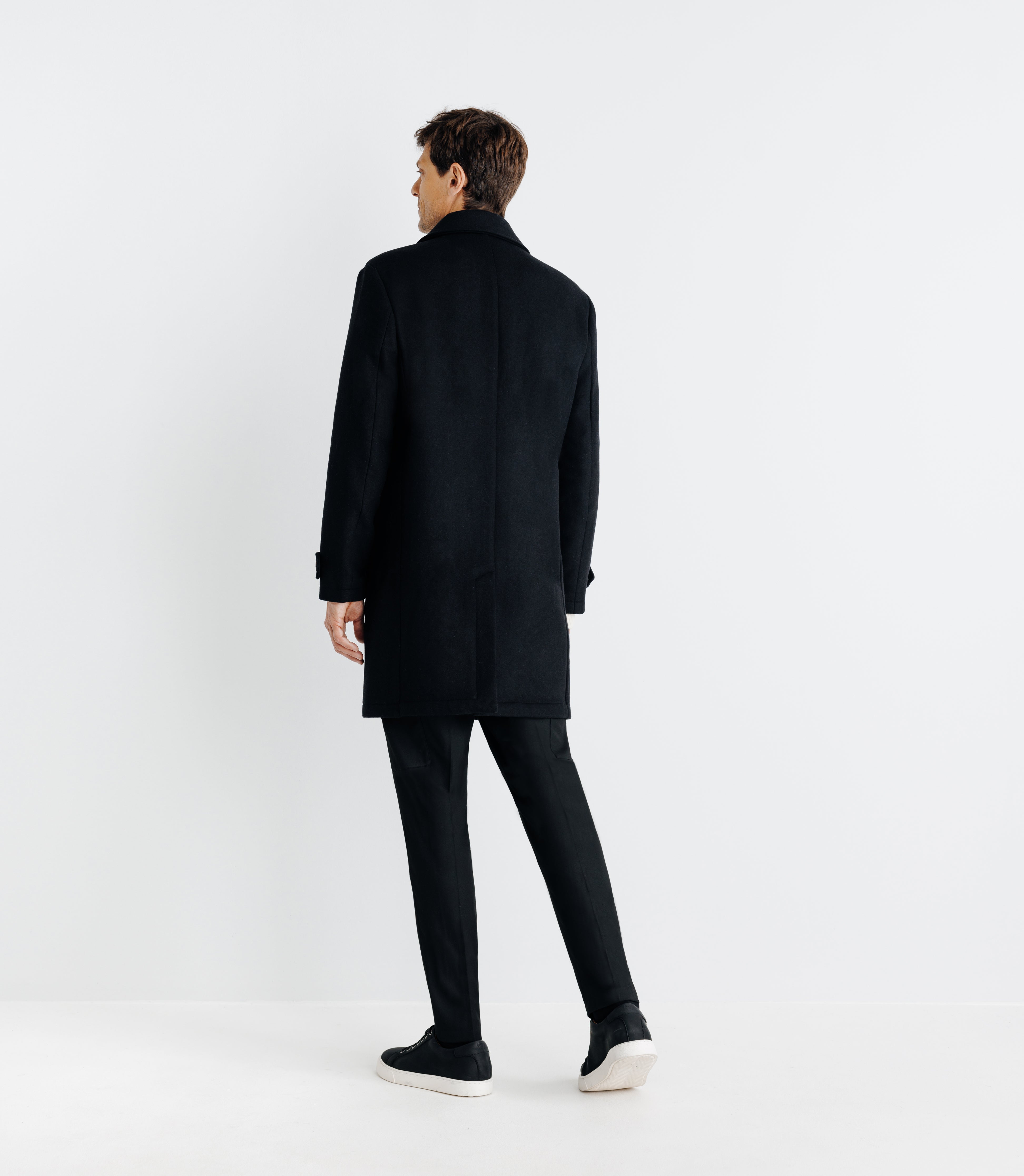 Manteau long droit noir - IZAC