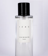 L'eau de parfum IZAC