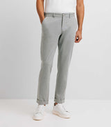 Gray elastic size chinos